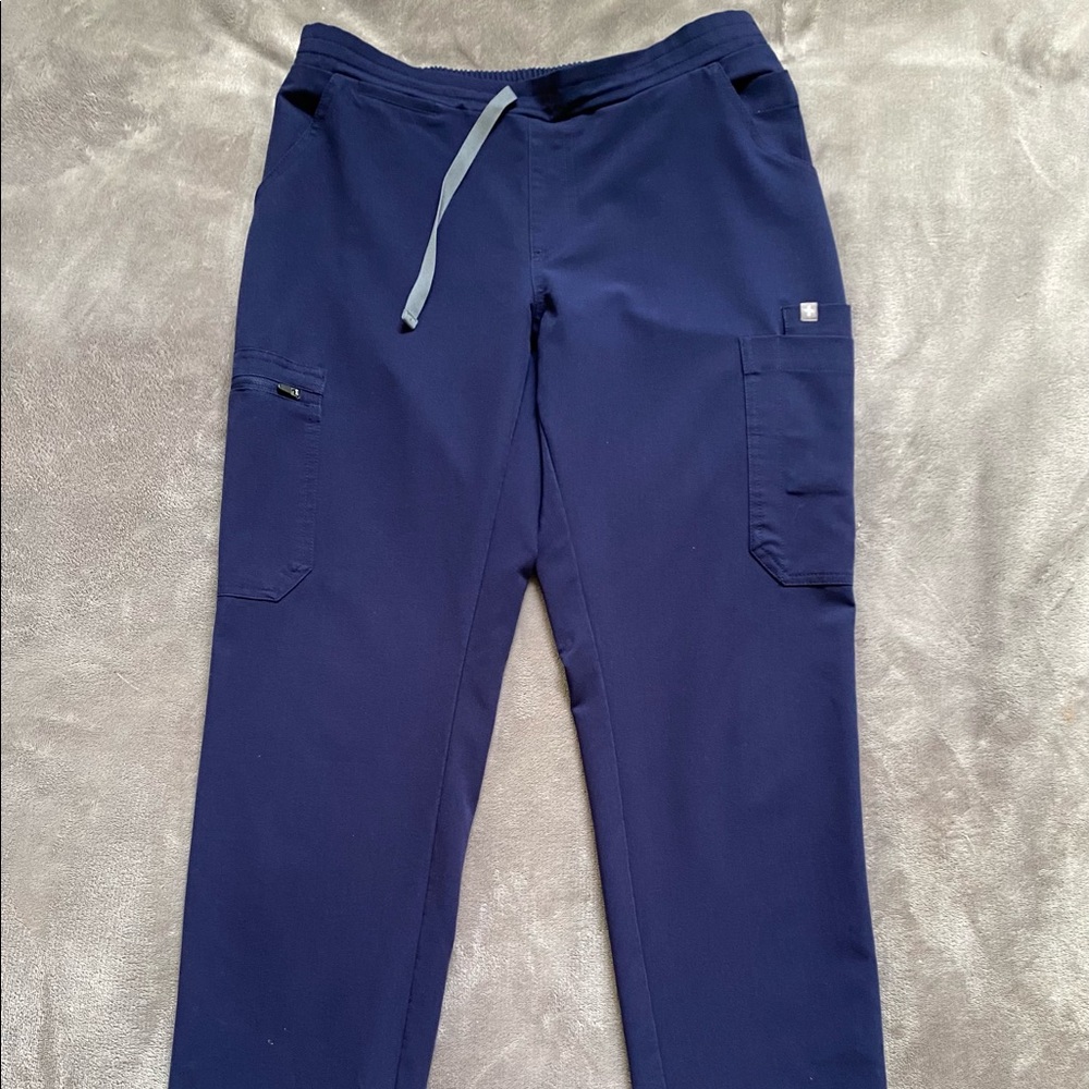 Navy Figs Yolo skinny scrub pants, size Small.